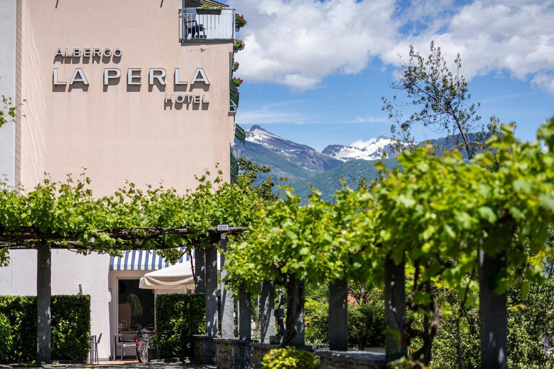 Hotel La Perla 아스꼬나 외부 사진